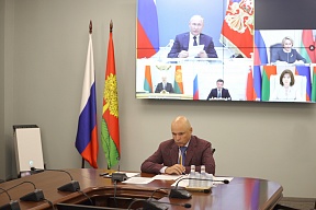 Участие главы администрации Липецкой области И.Г. Артамонова в VIII Форуме регионов России и Белоруссии Участие главы администрации Липецкой области И.Г. Артамонова в VIII Форуме регионов России и Белоруссии